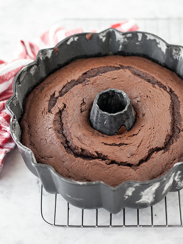 Devil's Food Cake with Espresso Ganache || FoodieCrush