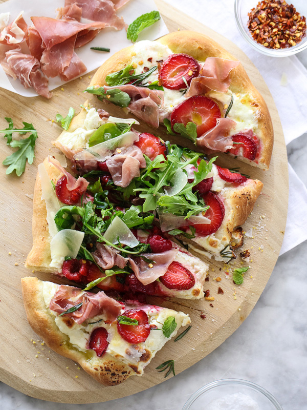 Berry Arugula and Prosciutto Pizza | foodiecrush.com