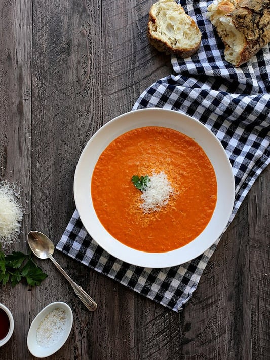 creamy-roasted-red-pepper-soup