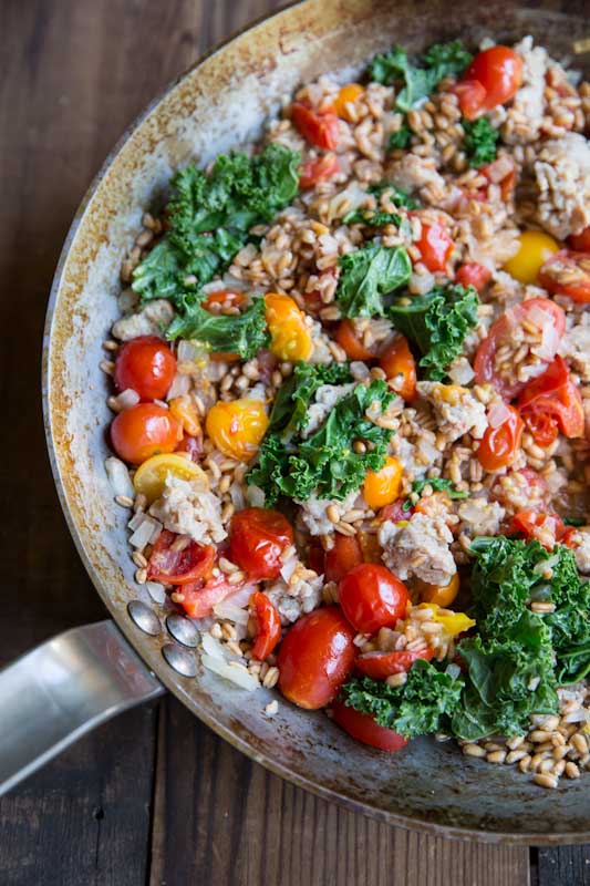 farro-with-tomatoes-sausage-and-kale-7