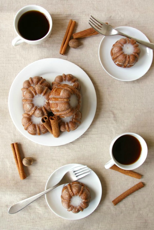 Gingerbread Bundts with Cinnamon Glaze from thesepeasarehollow.blogspot.com on foodiecrush.com