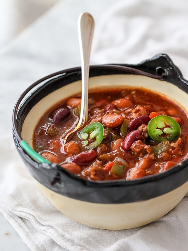 Killer Beef and Three Bean Chili 6 Killer Beef and Three Bean Chili | everydaydeliciouskitchen.com #coldweather #recipe #easy