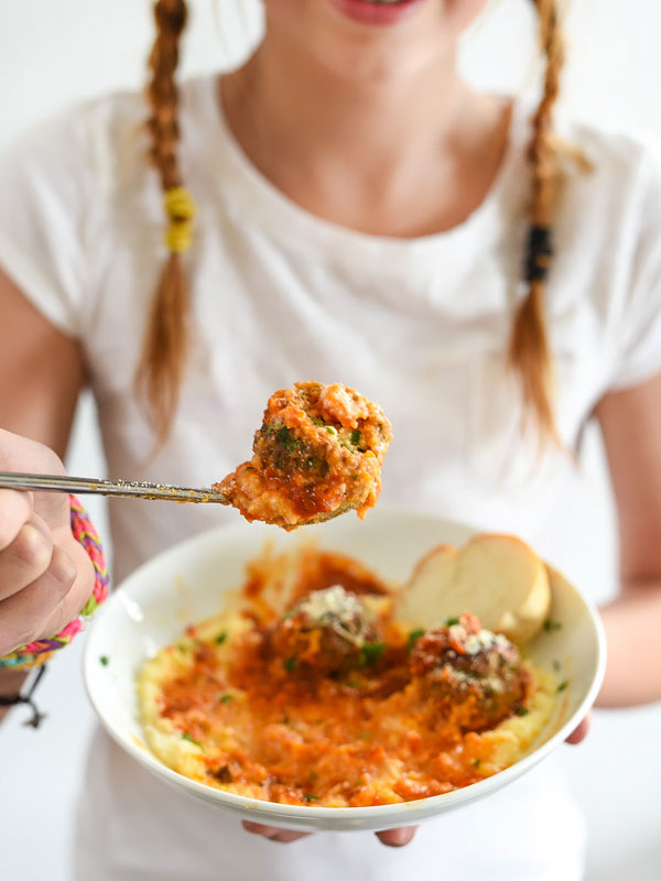 Baked Turkey Meatballs with Polenta and Marinara | foodiecrush.com #healthy #easy #baked #recipe #spinach