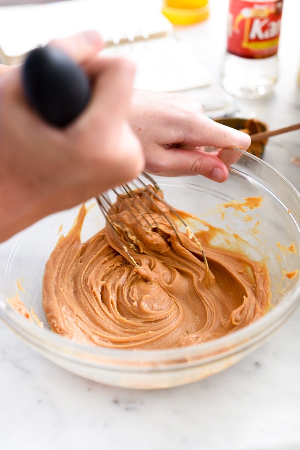 4 Ingredient Ice Cream Pie with Peanut Butter Krispie Crust | foodiecrush.com 