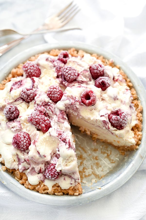4 Ingredient Ice Cream Pie with Peanut Butter Krispie Crust | foodiecrush.com #easy #recipes #peanutbutter