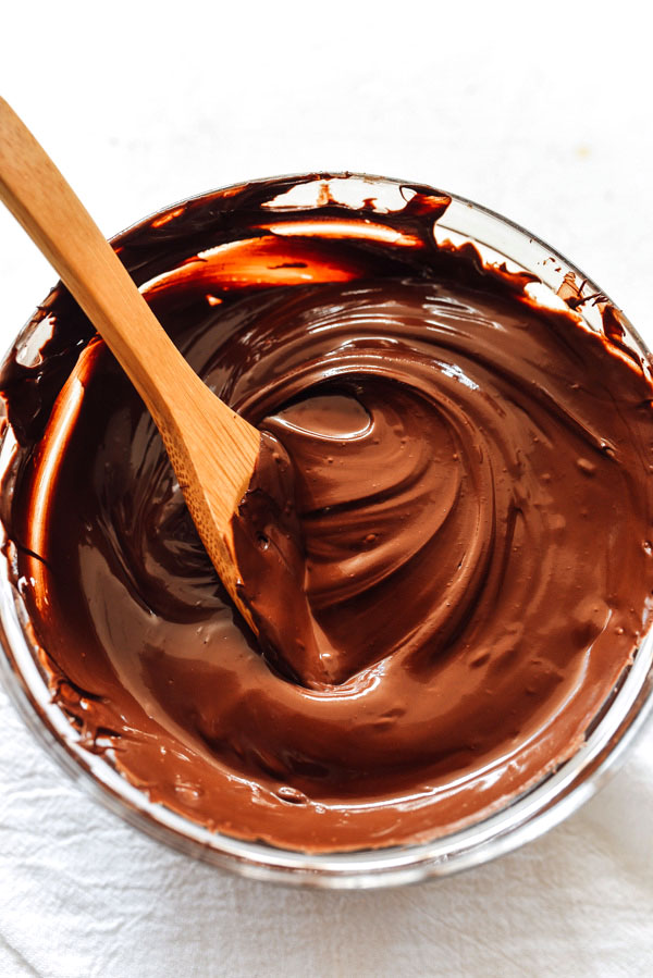 Salted Chocolate Peanut Butter Krispie Treats are a super easy dessert | foodiecrush.com 