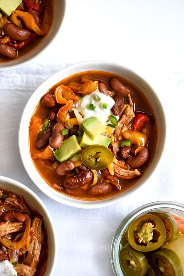 Slow Cooker Chicken Fajita Chili | foodiecrush.com #crockpot #slowcooker #recipes #families #dinners