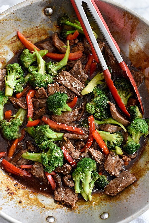 The Best Broccoli And Beef Dish 1 Beef with Broccoli is an easy dinner and makes a healthy family meal | everydaydeliciouskitchen.com