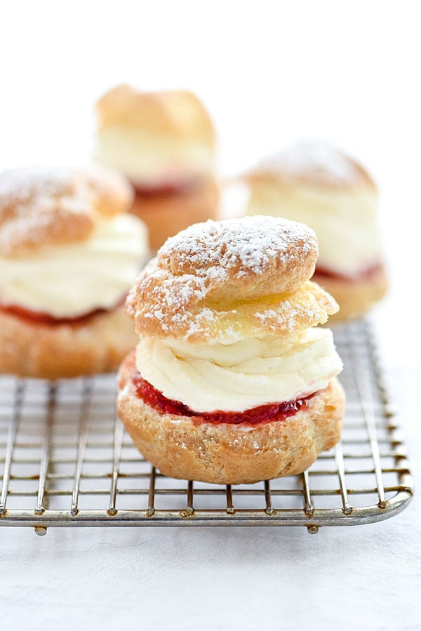 Strawberry Cheesecake Cream Puffs | foodiecrush.com #recipe #homemade #easy #filling #dessert #strawberry
