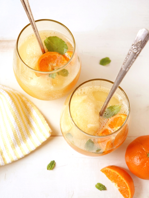 tangerine-sorbet-champagne-floats