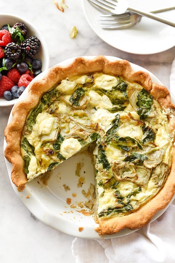 Spinach Artichoke and Goat Cheese Quiche | foodiecrush.com #recipes #breakfast #healthy #spinach