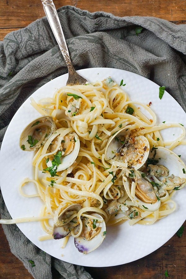 Quick and Easy Linguine with Clams from Vodka and Biscuits on foodiecrush.com