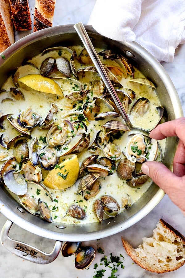 How to make the BEST steamed clams with wine and just a touch of cream | foodiecrush.com