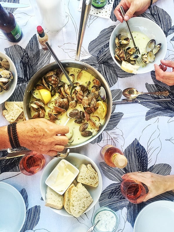 How to make the BEST steamed clams with wine and just a touch of cream | foodiecrush.com