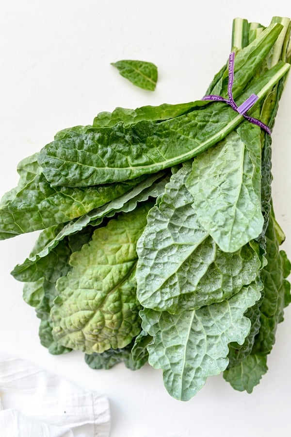 bunch of kale meant for crockpot tortellini soup