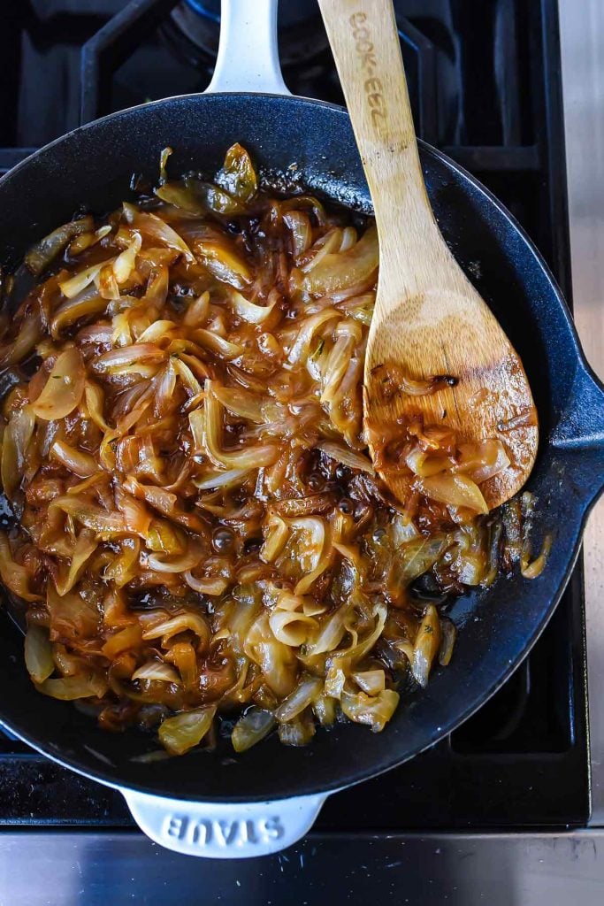 How to Make Caramelized Onions | foodiecrush.com 