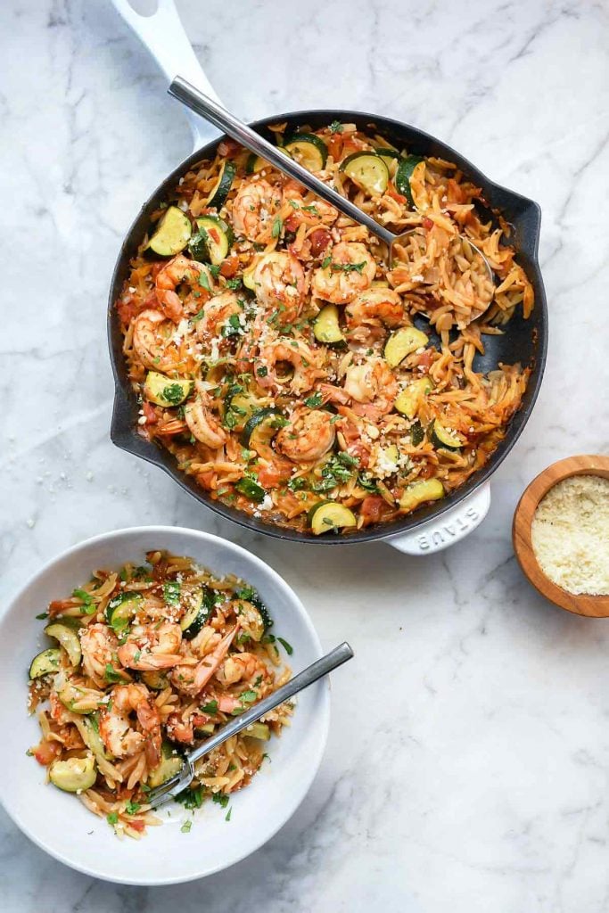 One-Pot Mexican Shrimp with Orzo and Zucchini | foodiecrush.com #shrimp #orzo #pasta #dinner #zucchini #recipes #onepot One-Pot Mexican Shrimp with Orzo and Zucchini | everydaydeliciouskitchen.com