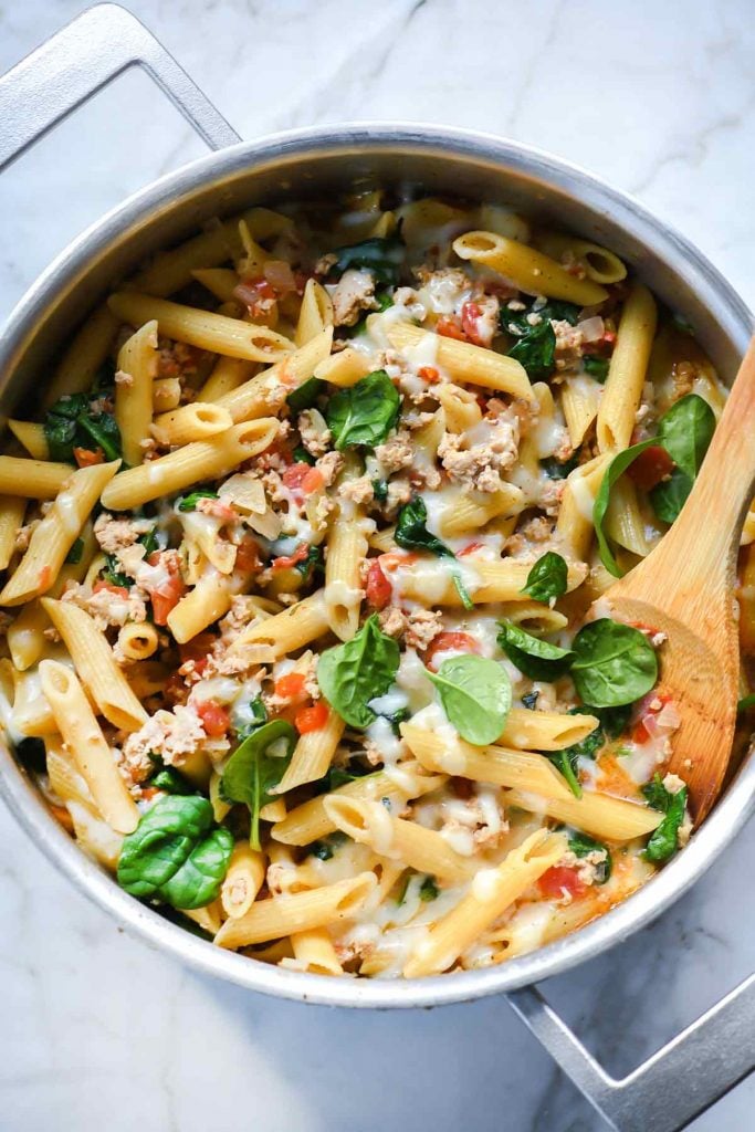 One-Pot Penne Pasta with Turkey and Spinach | foodiecrush.com #recipes #pasta #penne #healthy #onepot #turkey