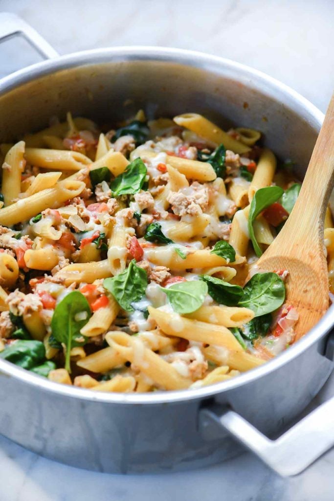 One-Pot Penne Pasta with Turkey and Spinach | foodiecrush.com #recipes #pasta #penne #healthy #onepot #turkey