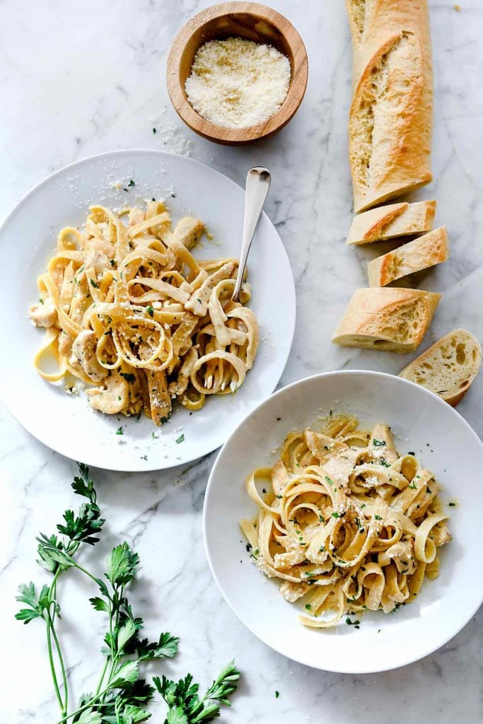 Chicken Alfredo (Instant Pot and Stove Top) | foodiecrush.com #pasta #fettuccine #alfredo #chicken #recipes