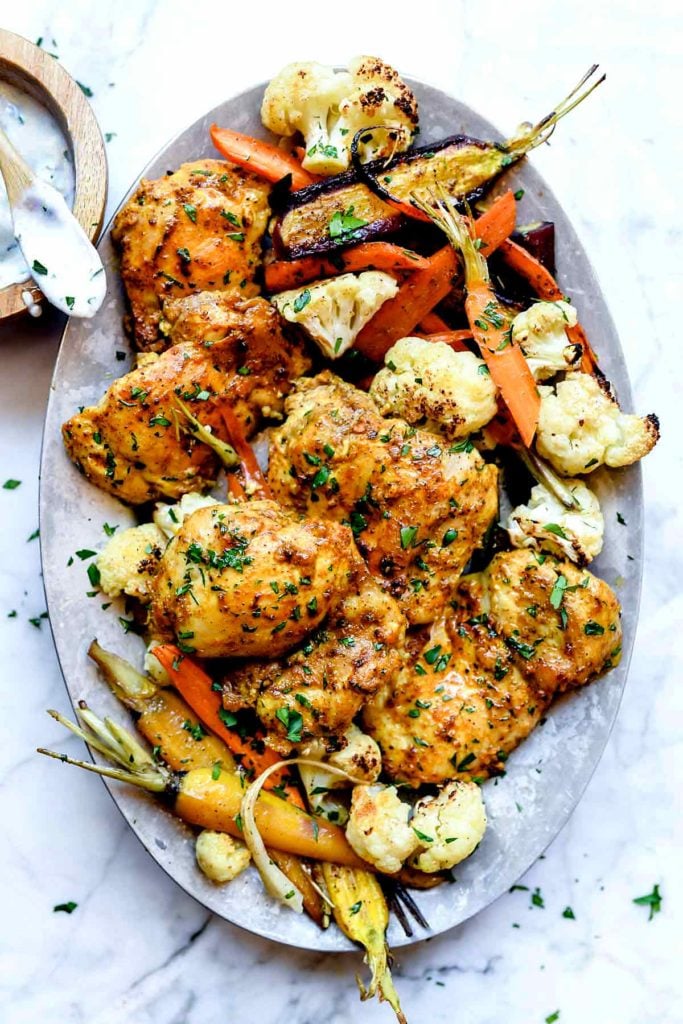 Easy Tandoori Chicken with Vegetables on foodiecrush.com #easy #baked #oven #recipe #chicken #indian 