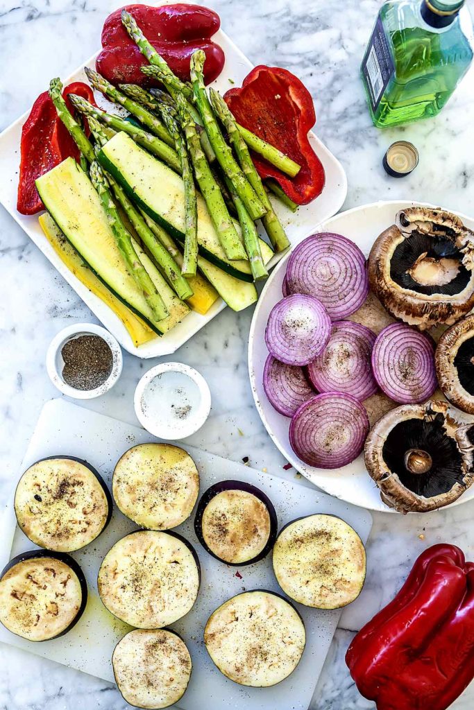 Best Easy Grilled Vegetables | foodiecrush.com 