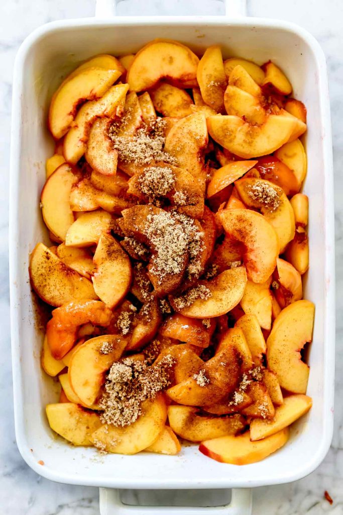 How to Make the Best Peach Cobbler | foodiecrush.com