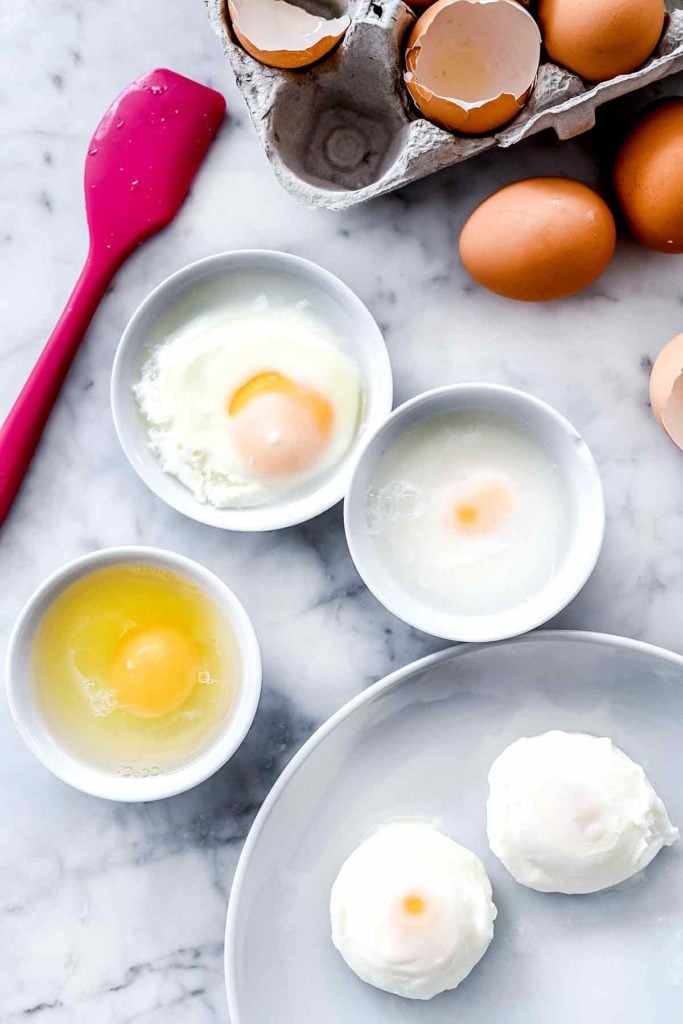 MIcrowave Poached Eggs | foodiecrush.com #poached #eggs #microwave #easy #recipes #howtomake