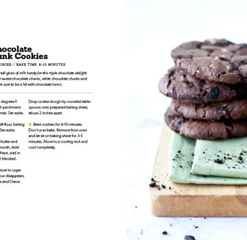 Foodie Crush Cookie Cravings Triple Chocolate Oreo Chunk Cookies