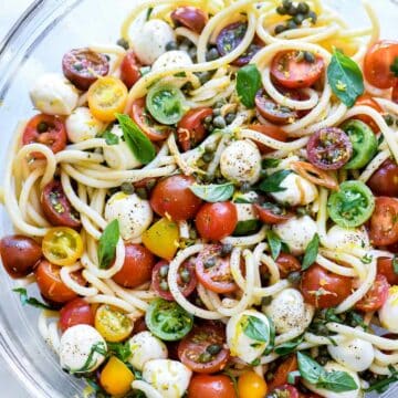 Caprese Pasta Salad with Garlic Marinated Tomatoes | foodiecrush.com #caprese #salad #pasta #recipes #easy #healthy #potlucks