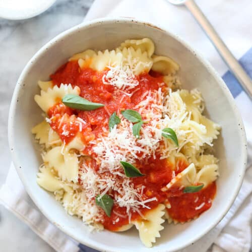 Spaghetti al Pomodoro Crudo (Spaghetti With No-Cook Raw Tomato