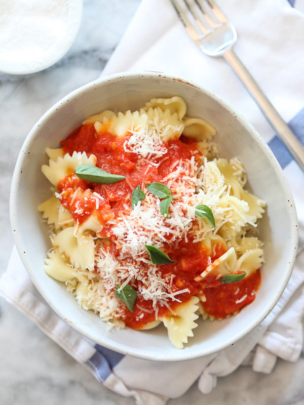 Easy Tomato Pasta Sauce Recipe - foodiecrush