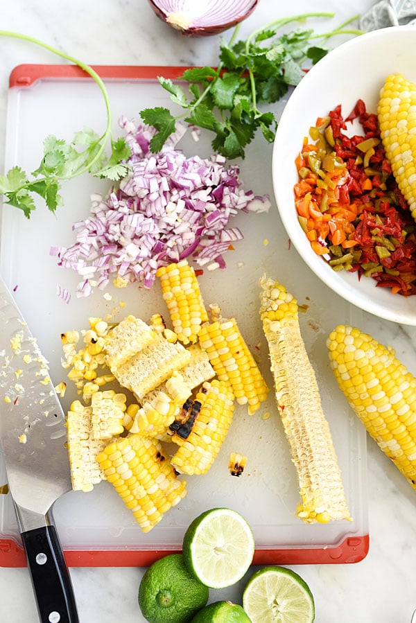 Southwest Quinoa and Grilled Corn Salad is a simple but flavor packed side dish | foodiecrush.com 