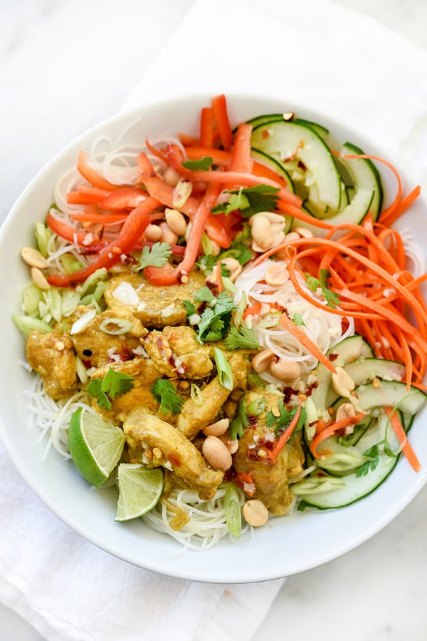 Vietnamese Curry Chicken and Rice Noodle Salad Bowl | foodiecrush.com #withricenoodles #dressing #lunches #recipe #healthy #limejuice