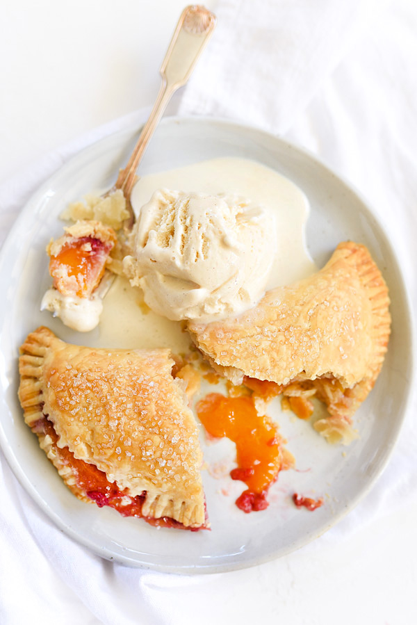 Raspberry Peach Hand Pies | foodiecrush.com #recipes #sweet #peach 