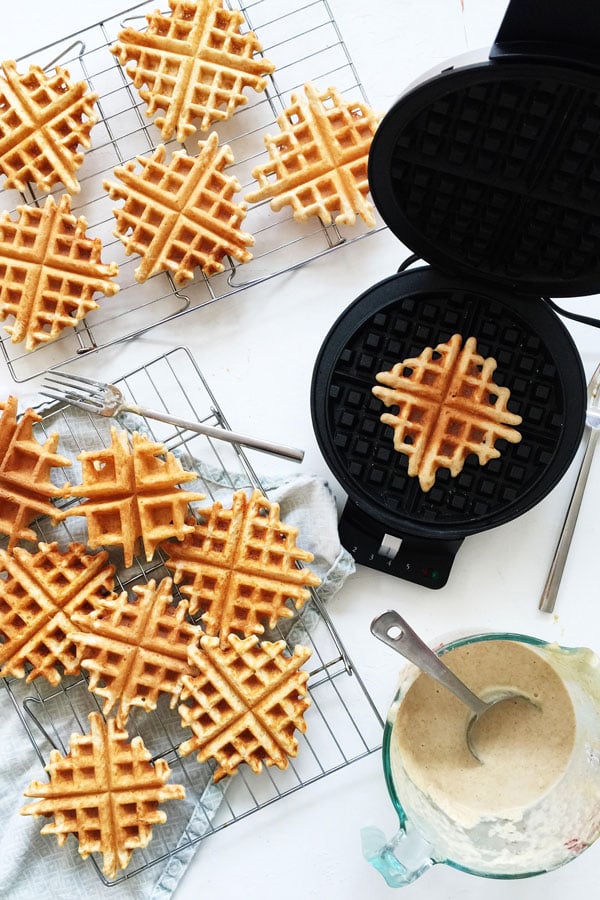 Chicken and Waffles Sliders Plus 4 Spicy Dipping Sauces | foodiecrush.com