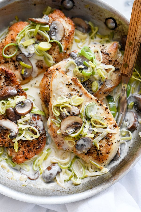 30-Minute Creamy Mushroom and Leek Chicken Breasts | foodiecrush.com