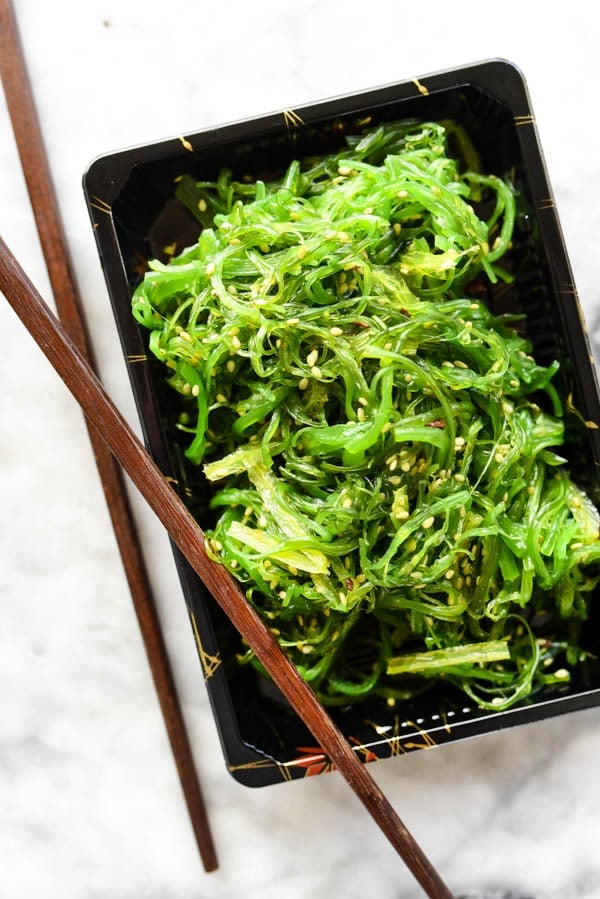 seaweed salad for tuna poke bowl