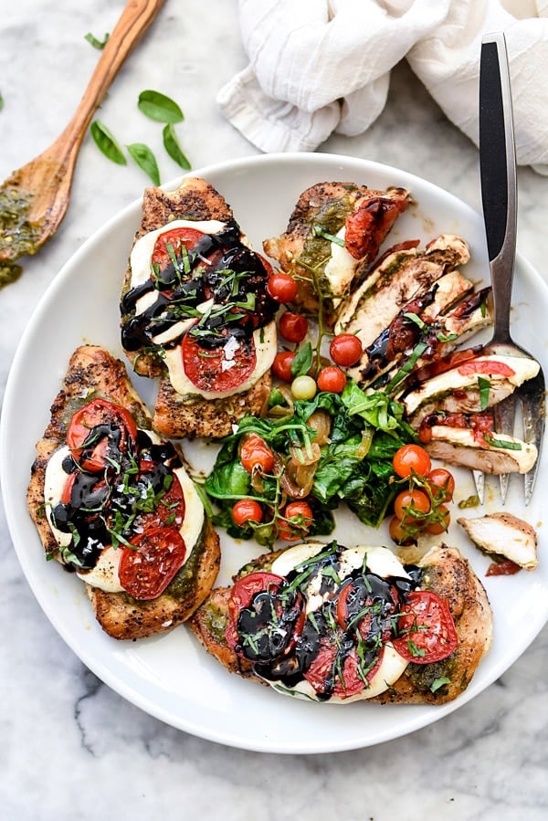 30-Minute Caprese Chicken Recipe | foodiecrush.com