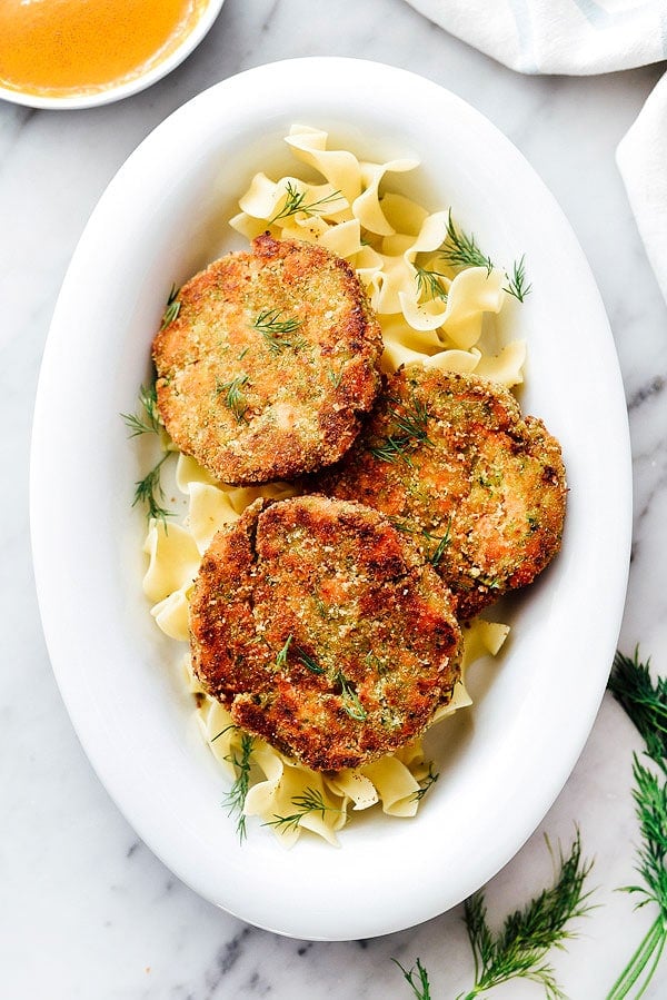 Salmon Cakes with Red Pepper Cream Sauce | #recipe #canned #easy #creamy foodiecrush.com