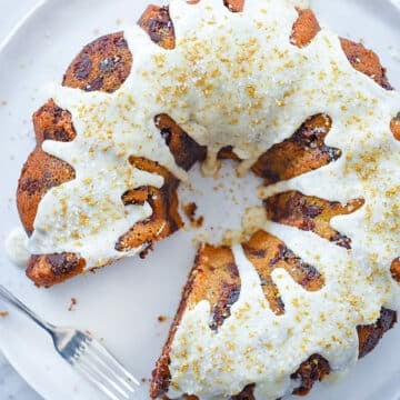 Vanilla and Chocolate Marbled Bundt Cake on foodiecrush.com