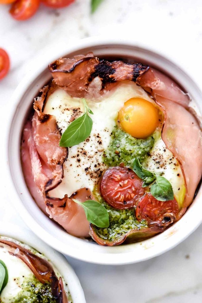 Microwave Caprese Egg Breakfast Cups | foodiecrush.com #caprese #egg #breakfast #microwave #cups