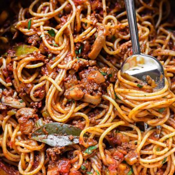 My Mom's Easy Homemade Spaghetti and Meat Sauce | foodiecrush.com #spaghetti #meat #sauce #bolognese #pasta #recipe