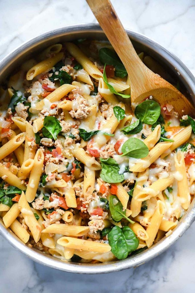 One-Pot Penne Pasta with Turkey and Spinach | foodiecrush.com #recipes #pasta #penne #healthy #onepot #turkey