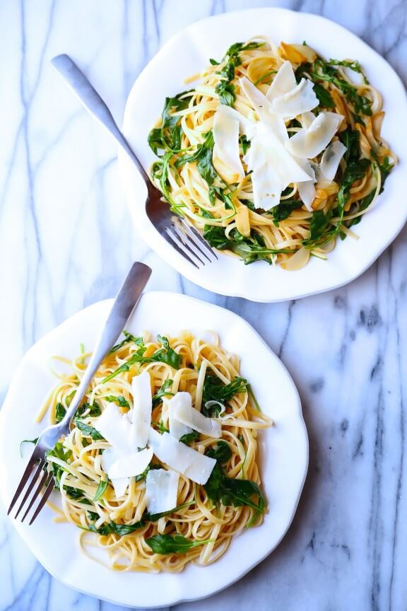 Linguini with Arugula, Garlic and Parmesan from gimmesomeoven.com on foodiecrush.com