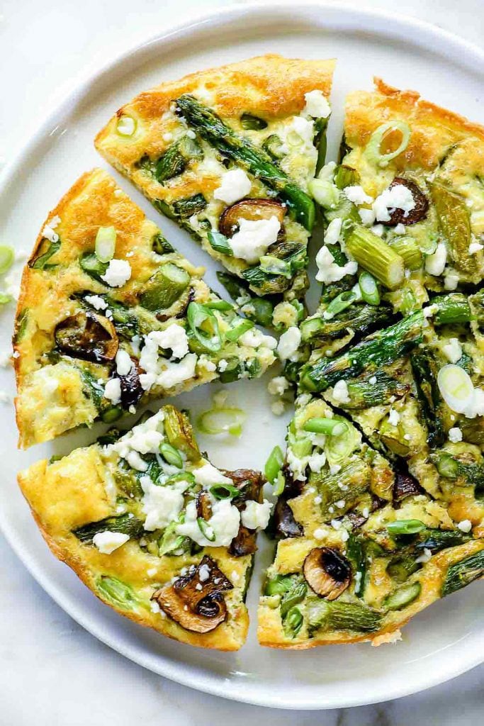 Asparagus Frittata with Mushrooms and Goat Cheese | foodiecrush.com #breakfast #frittata #eggs #recipes 