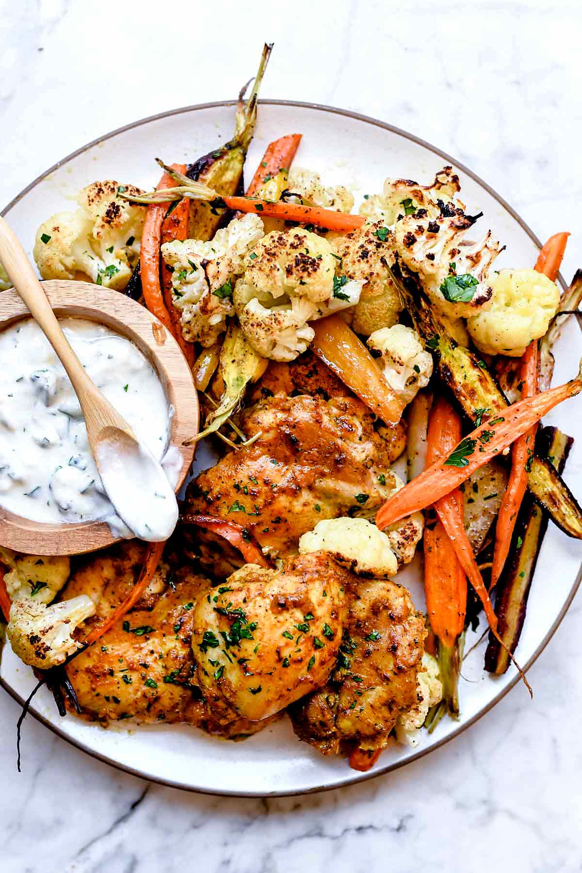 Easy Tandoori Chicken with Vegetables on foodiecrush.com #easy #baked #oven #recipe #chicken #indian