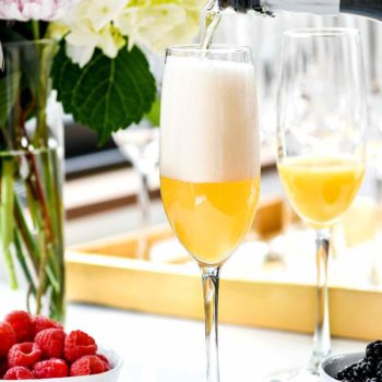 How to Make the Best Mimosa | foodiecrush.com #mimosa #bar #brunch #champagne