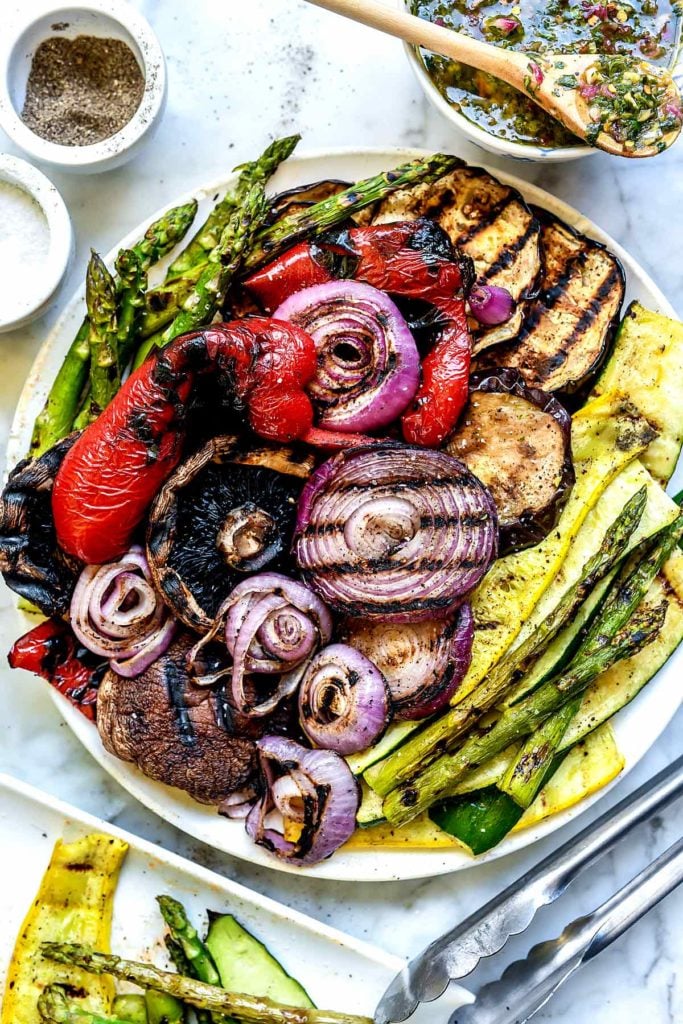 Best Easy Grilled Vegetables | foodiecrush.com 