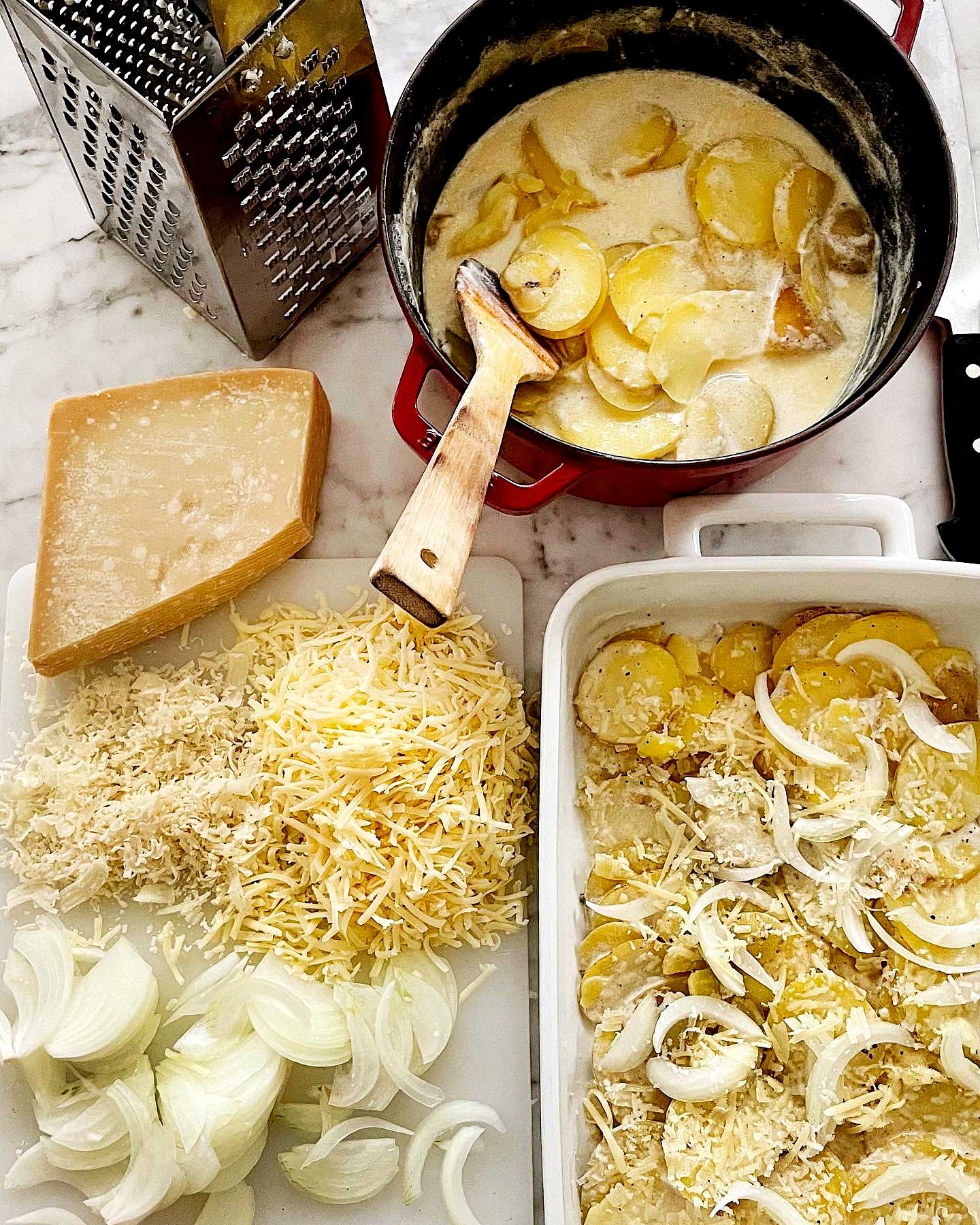 THE BEST Au Gratin Potatoes | foodiecrush .com